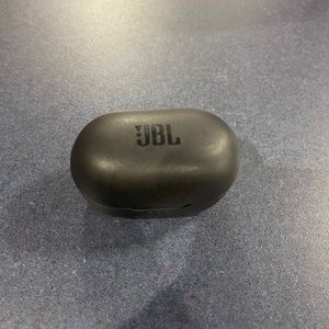 JBL tune 115TWS wireless earbuds